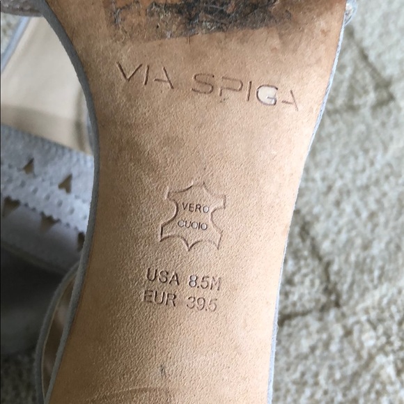 Via Spiga Gray Suede Heels - Picture 6 of 7